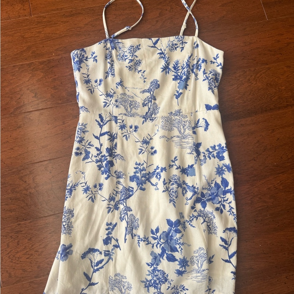 En Creme Blue Floral Print Dress